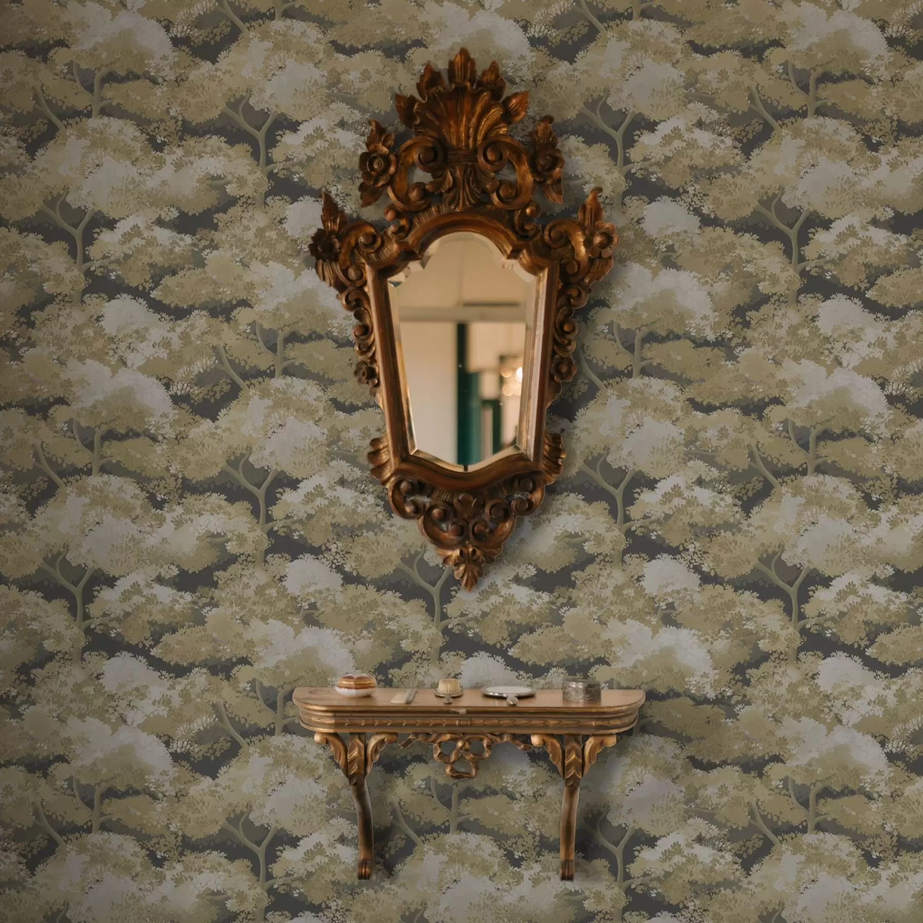 fototapeter Mørkt skogsmønster med trær i varme farger a00170