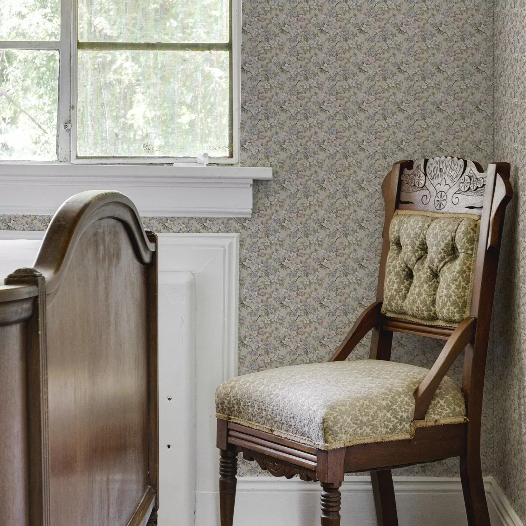 fototapeter Diagonal bukett med vårblomster i delikate nyanser a00204