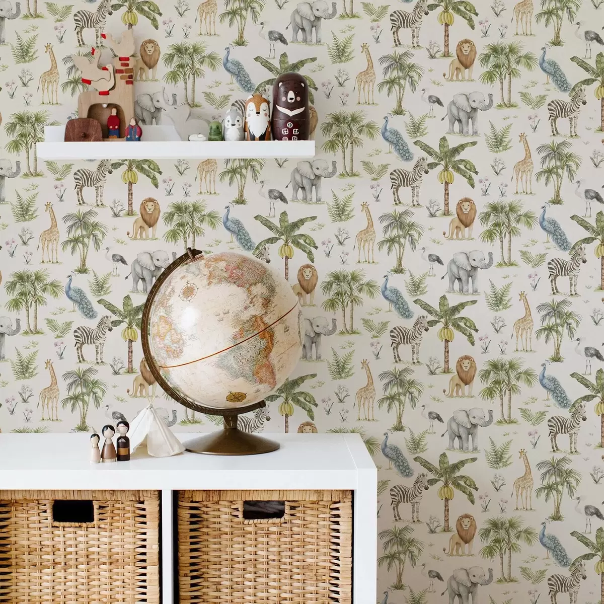 Bakgrunn Afrikanske dyr blant palmer og eksotiske planter a00321