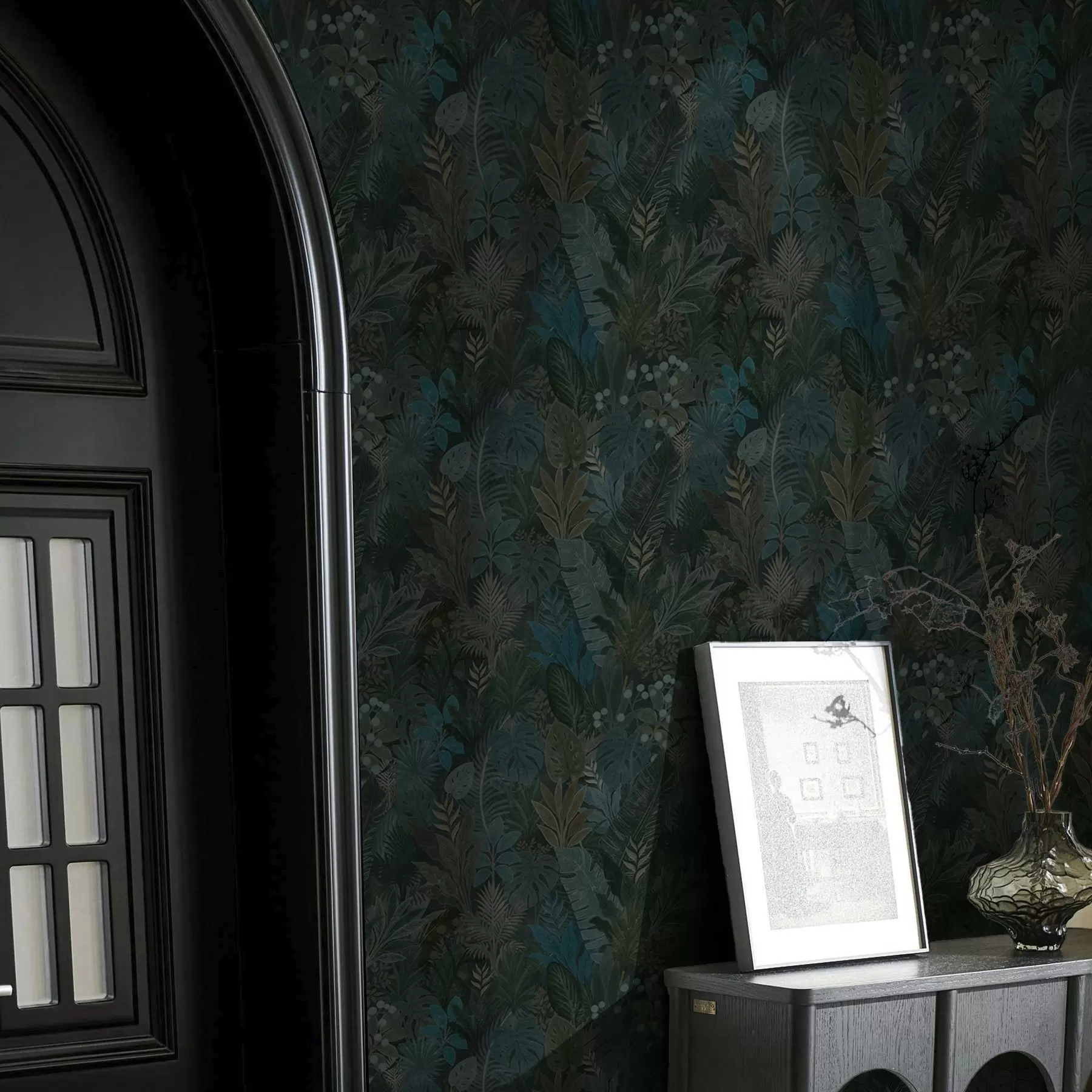 fototapeter Mørkegrønt tropisk bladverk med blå aksenter a00327