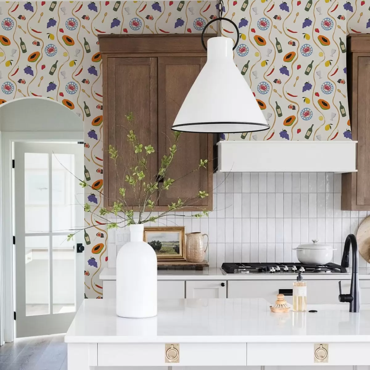 Bakgrunn Flasker, papaya, sitroner og krydder på en lys bakgrunn a00802