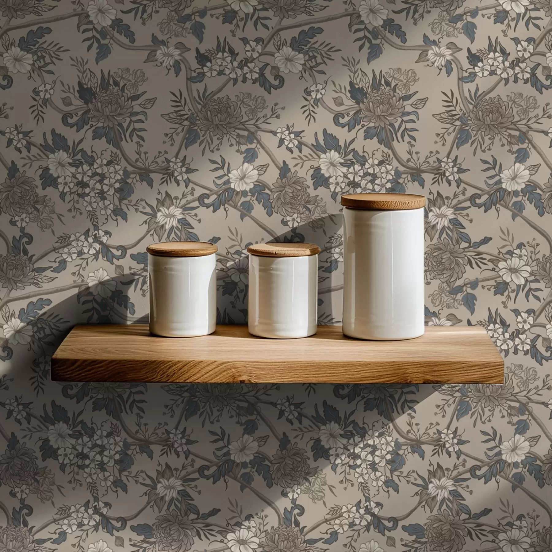 fototapeter Store blomster med mønstrede blader på en varm beige bakgrunn a00649