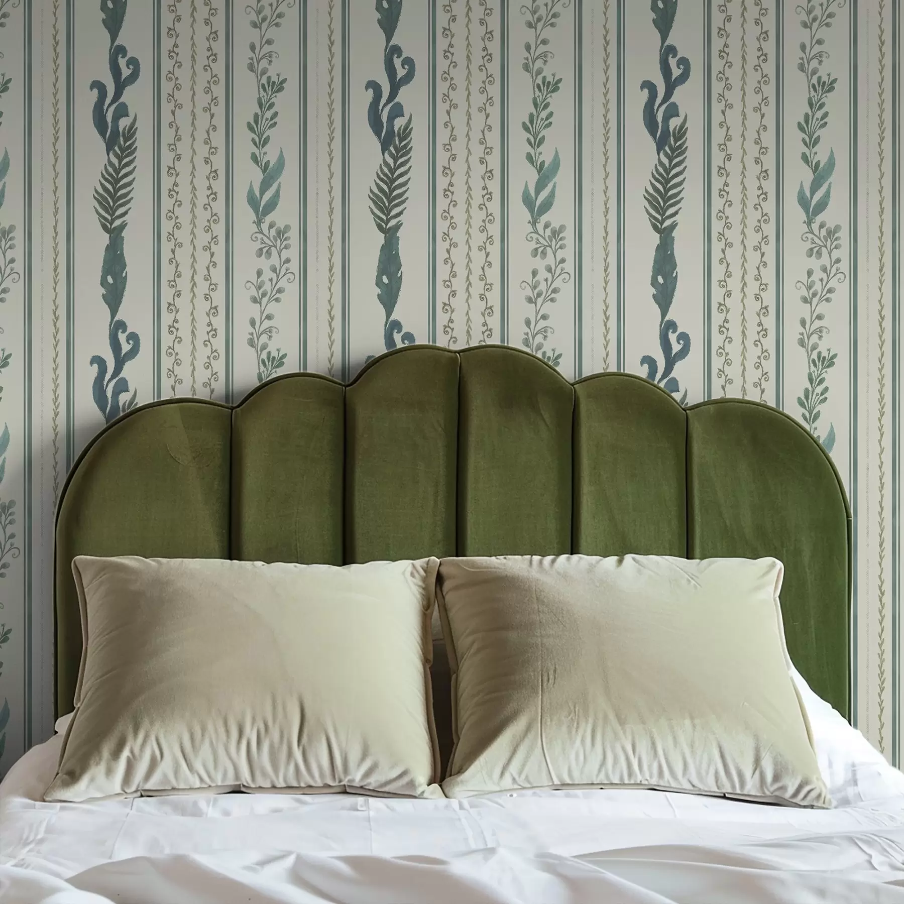 fototapeter Striper med grener og krøller på varm melkeaktig bakgrunn a00823v2