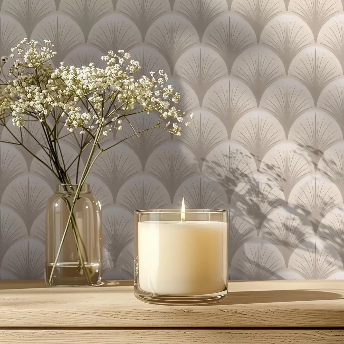 Bakgrunn Beige viftebuer med fine stråler på lys bakgrunn a00978