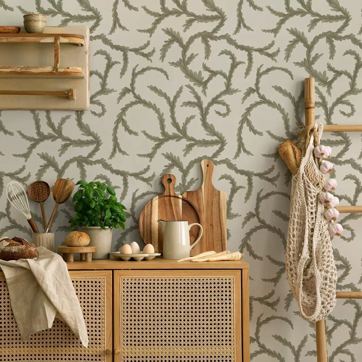 Bakgrunn Myke grønne barrkrøller på lys bakgrunn a00938