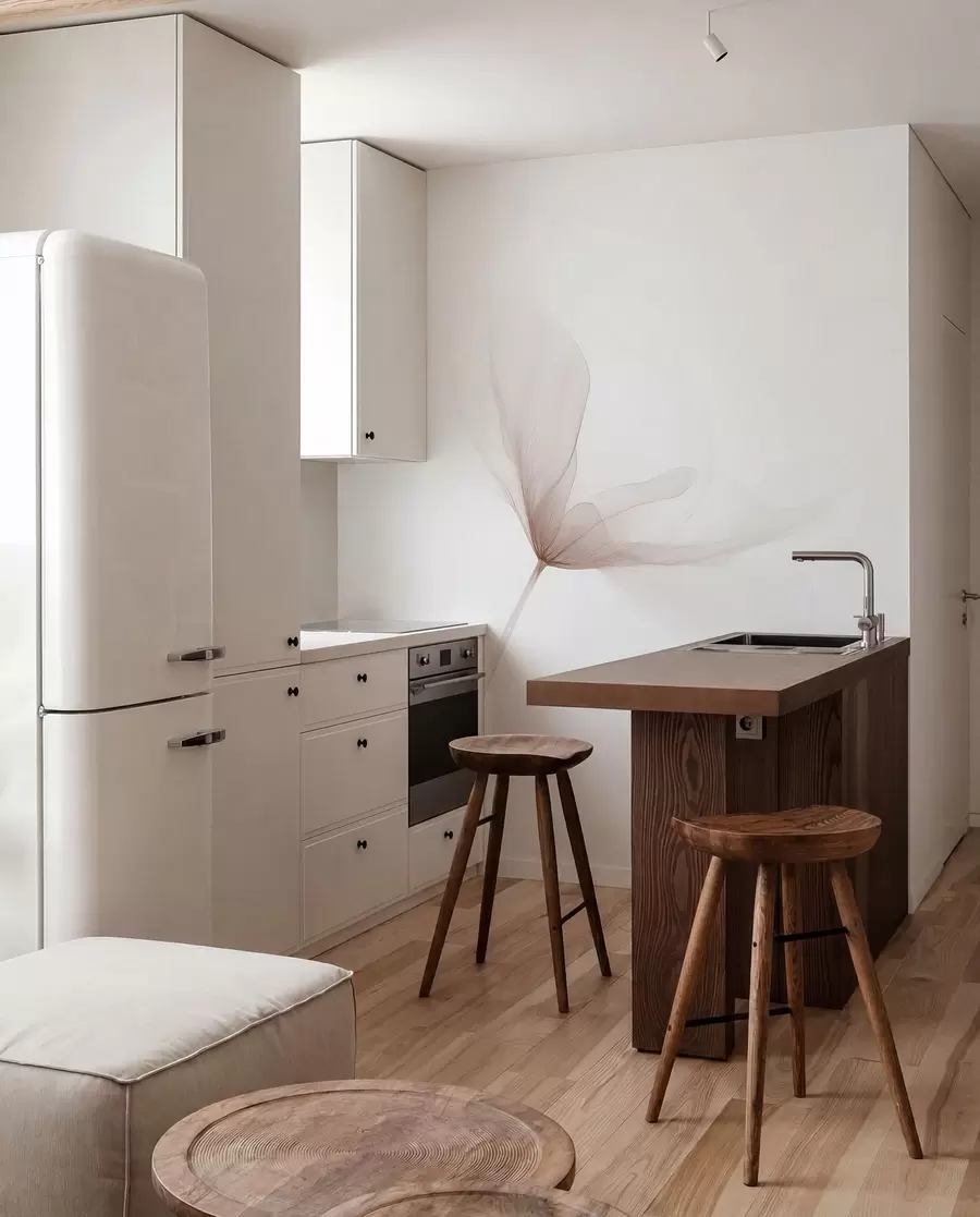 fototapeter Luftige beige blomster i minimalistisk, lys stil w09734