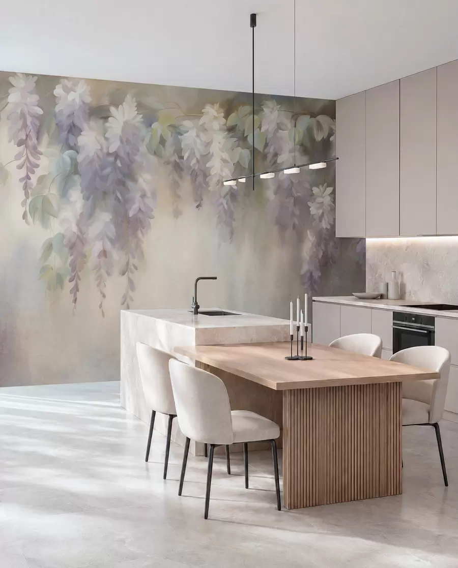 fototapeter Teksturerte, lyselilla blåregnblomster som henger ned sammen med grønne blader, mot en pastellfarget bakgrunn w09896
